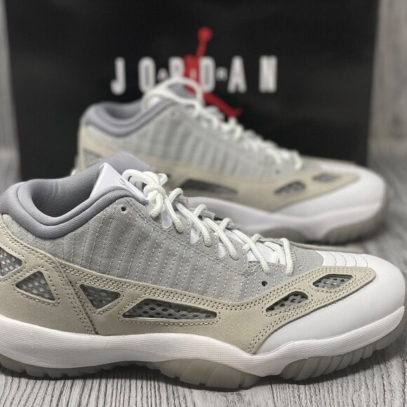 AIR JORDAN 11 RETRO LOW OREWOOD MEN'S US SIZE 13 BRAND NEW IN BOX - Picture 2 of 10